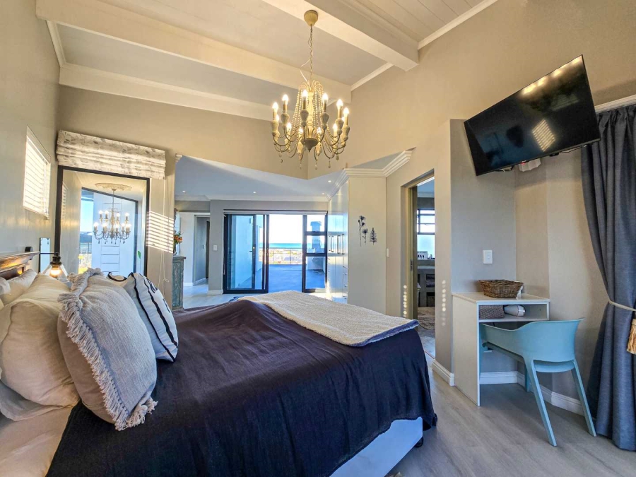 2 Bedroom Property for Sale in Stilbaai Oos Western Cape